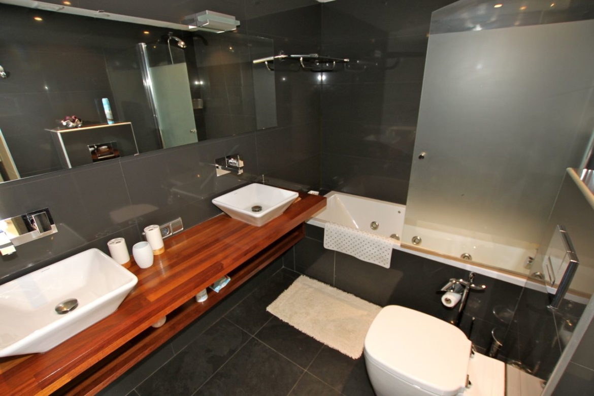 Property-for-sale-apartment-silverpoint-portals-10.jpg
